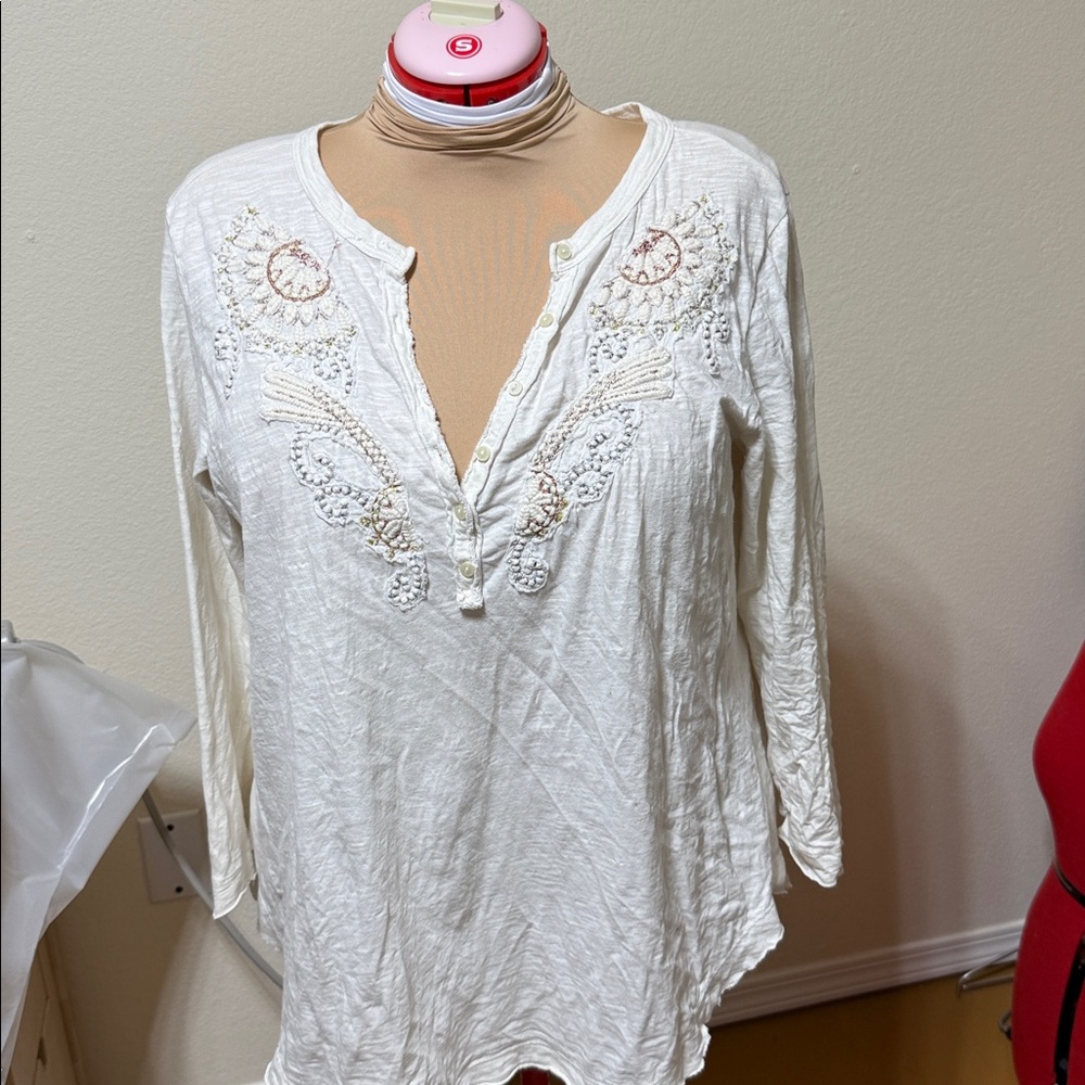 Anthropologie Akemi + Kin White Top